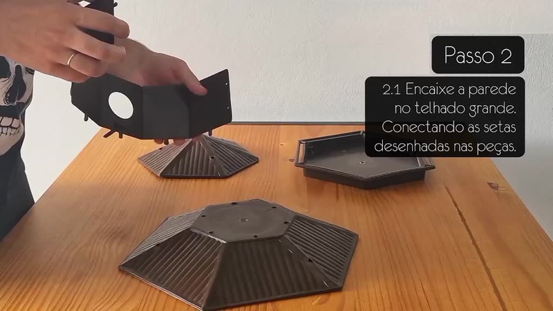 Tratador Comedouro Ecológico Com Casinha Pássaros Livres
